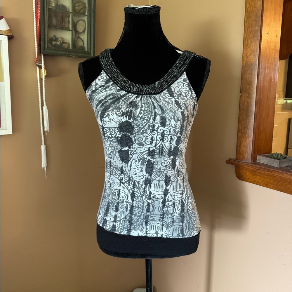 Almost Famous Black and White Patterned Tank Top